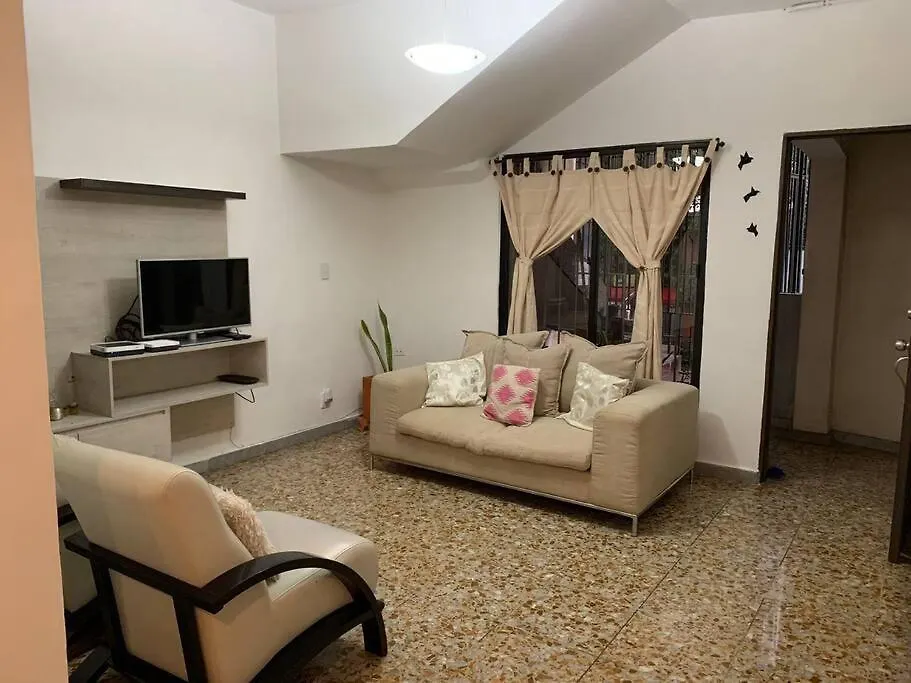 Apartamento En Laureles Con Ubicacion Privilegiada Medellín