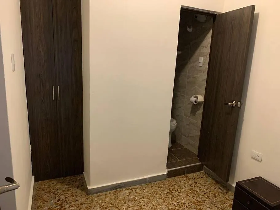 Apartamento En Laureles Con Ubicacion Privilegiada contacts